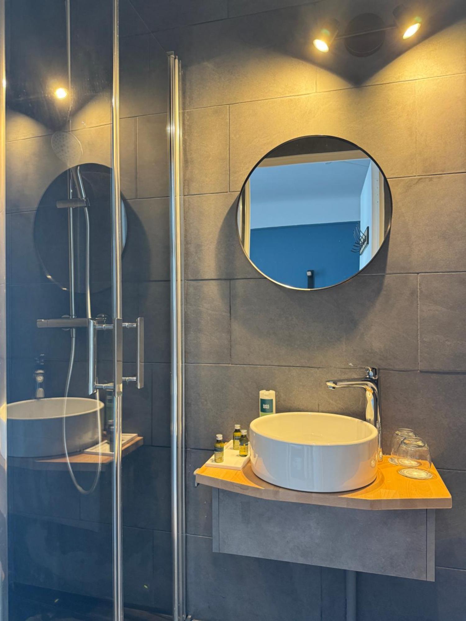 Logis Hotel De La Poste Vitry-le-François المظهر الخارجي الصورة